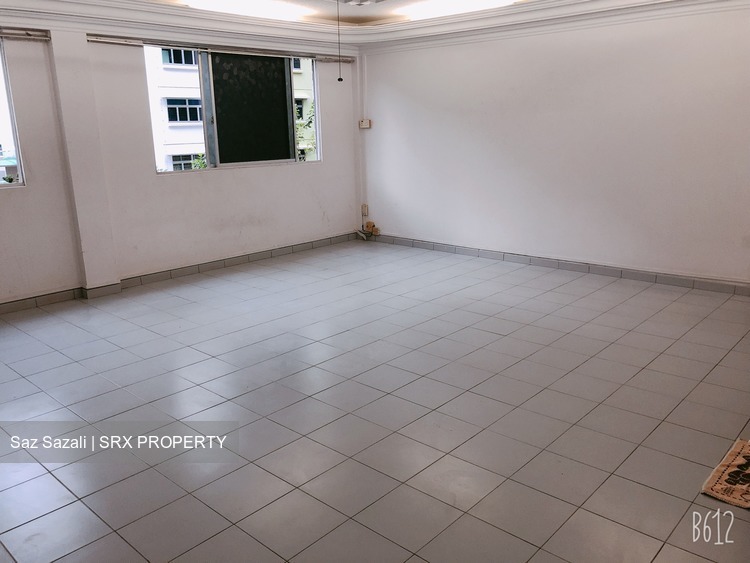 Yishun Avenue 11 thumbnail photo
